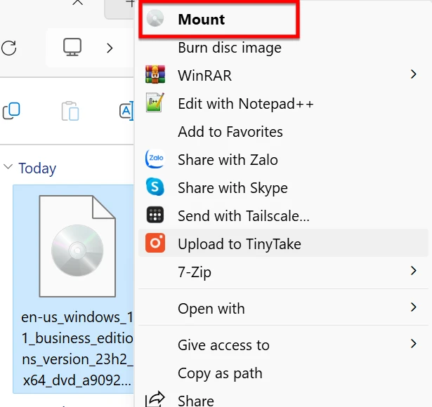 Bạn Nhấn Phải Chuột Lên File ISO Windows Và Chọn Mount